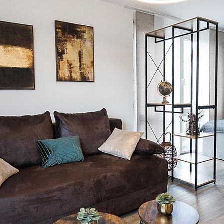 Stylisches Apartment Im Herzen Von Dresden + Parkplatz + Netflix + Self Check-In Dış mekan fotoğraf