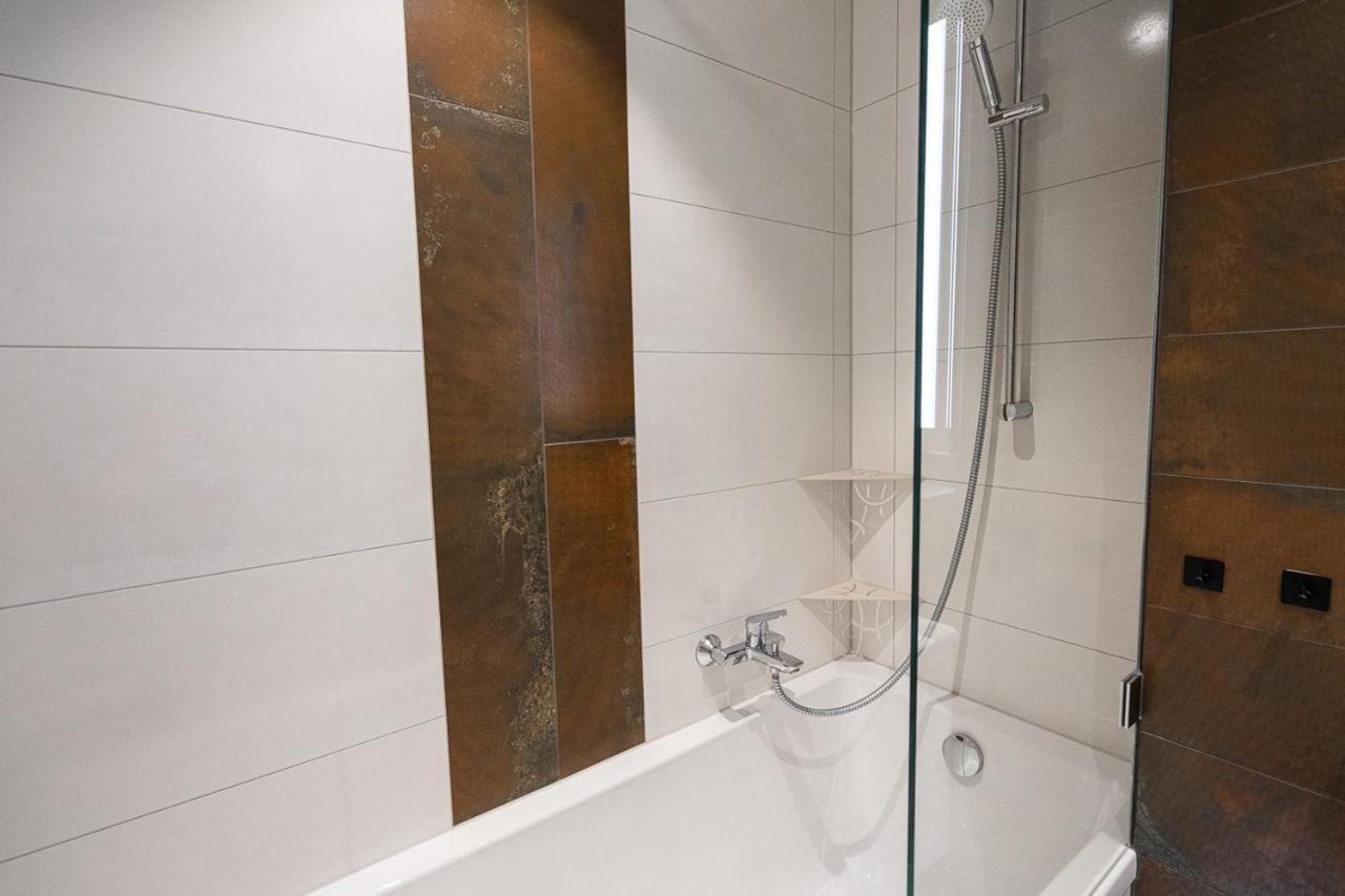Stylisches Apartment Im Herzen Von Dresden + Parkplatz + Netflix + Self Check-In Dış mekan fotoğraf