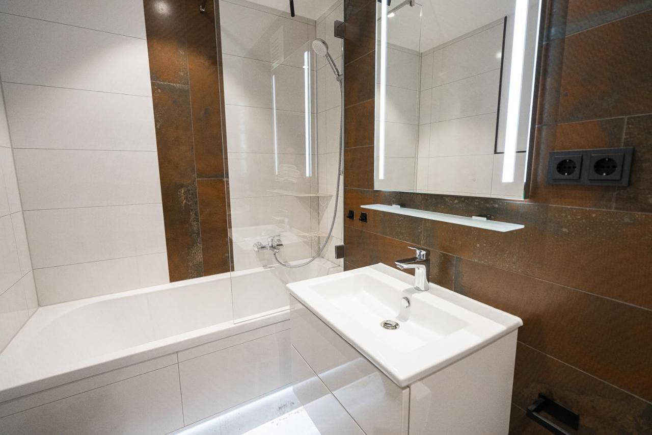 Stylisches Apartment Im Herzen Von Dresden + Parkplatz + Netflix + Self Check-In Dış mekan fotoğraf